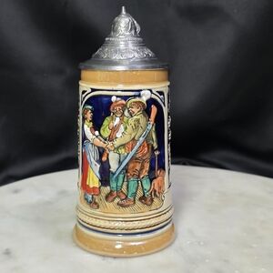 BEER STEIN GERMANY #2747 LIDDED MUG THEWALT 30 HUNTING SCENE MINT SIZE 7"